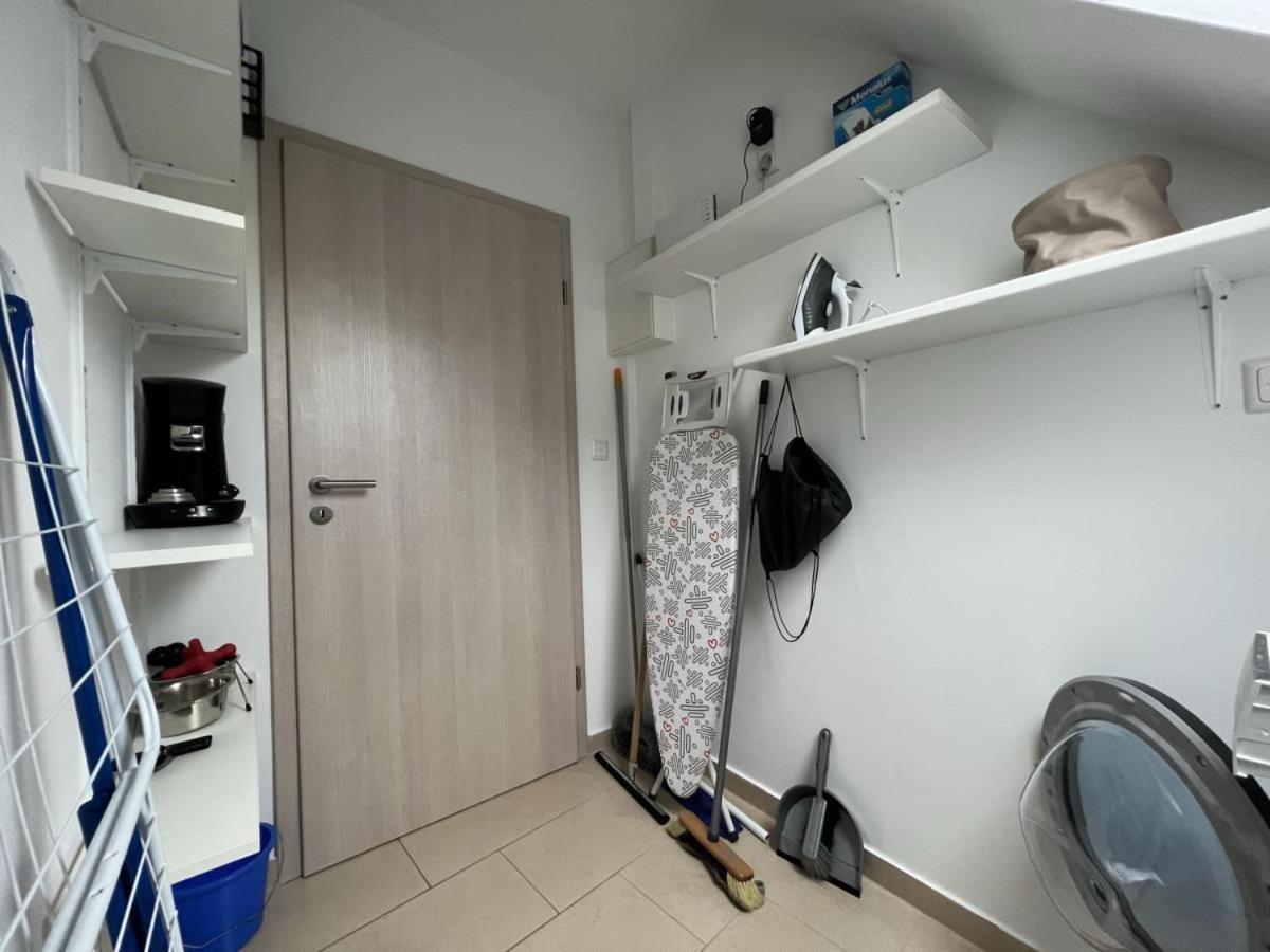 Ferienwohnung Hafenblick - Wunderbare Erholung Am Hafen Norddeich  Exterior photo